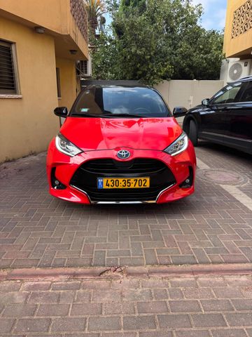 מודעת רכב טויוטה יאריס