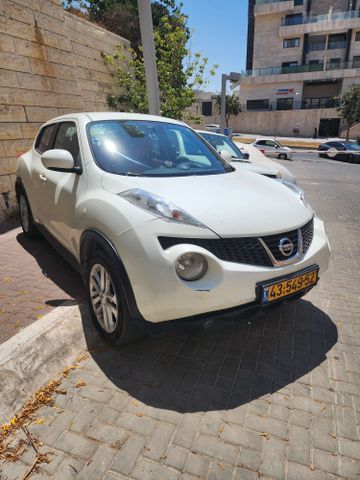 ניסאן ג'וק