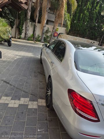 מרצדס-בנץ E-class