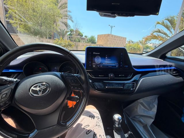 טויוטה C-HR
