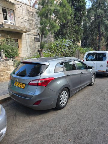 יונדאי i30