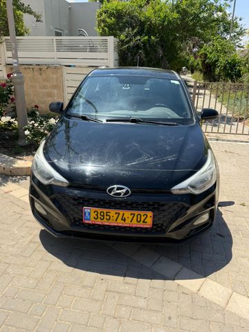 מודעת רכב יונדאי i20