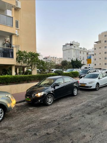 מודעת רכב שברולט סוניק
