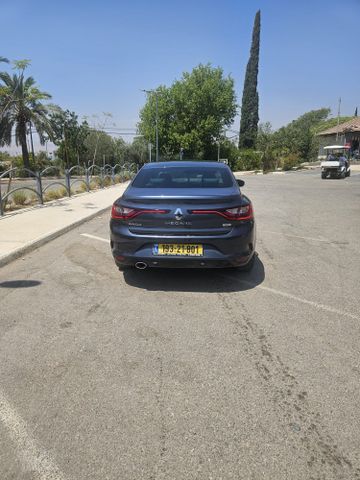 רנו מגאן
