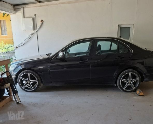 מרצדס-בנץ C-class