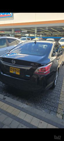 ניסאן אלטימה