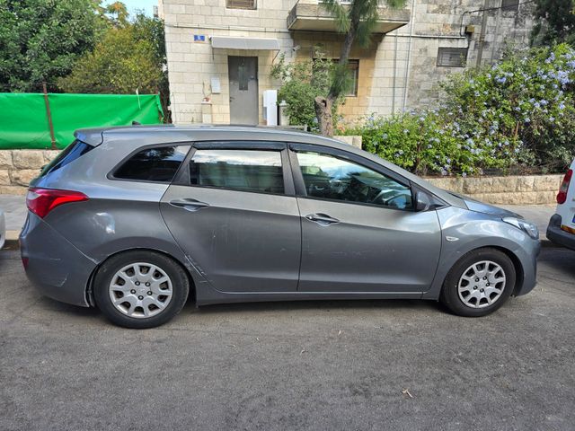 מודעת רכב יונדאי i30