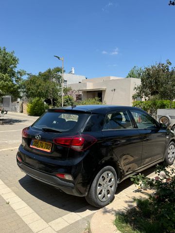 יונדאי i20