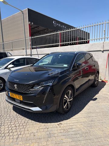 פיג'ו 3008