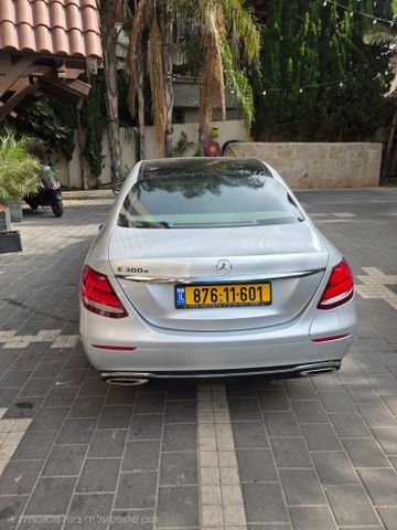 מרצדס-בנץ E-class