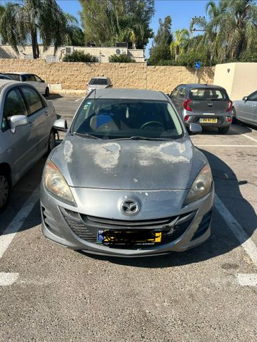 מאזדה 3