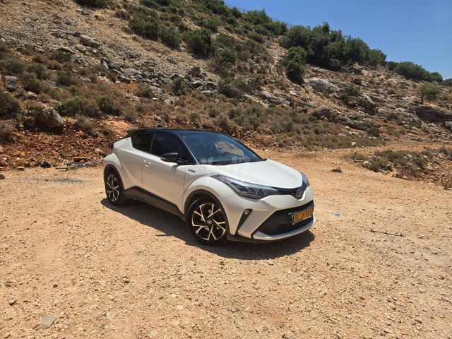טויוטה C-HR