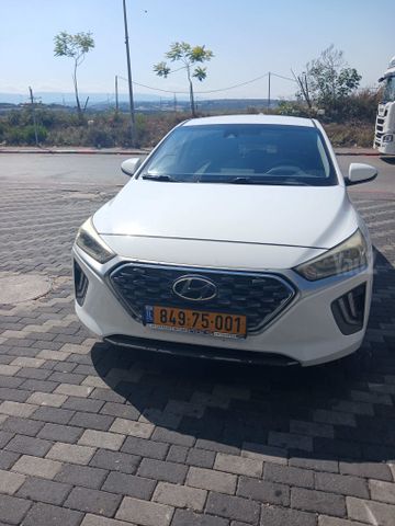 מודעת רכב יונדאי איוניק
