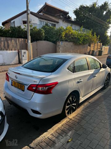 ניסאן סנטרה
