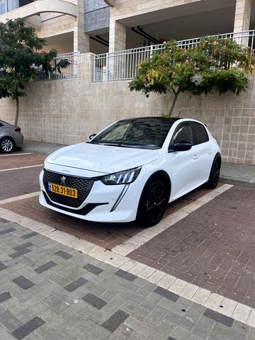 פיג'ו 208