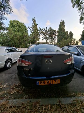 מודעת רכב מאזדה 2