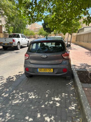 יונדאי i10