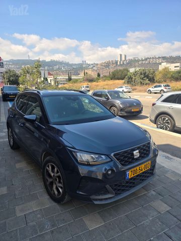 סיאט ארונה