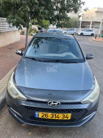 יונדאי i20