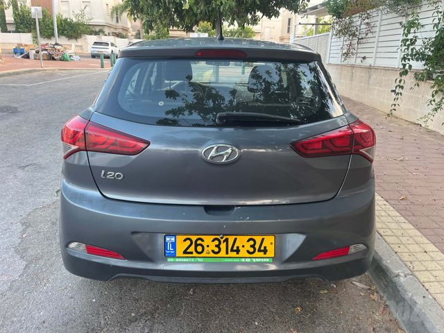 יונדאי i20