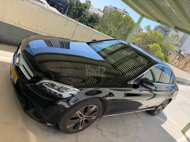 מודעת רכב מרצדס-בנץ C-class