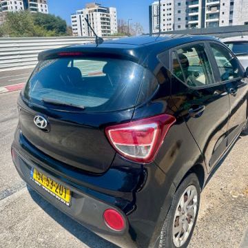 יונדאי i10