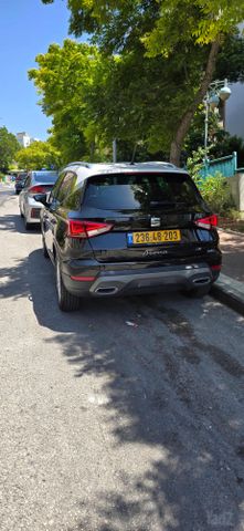 סיאט ארונה