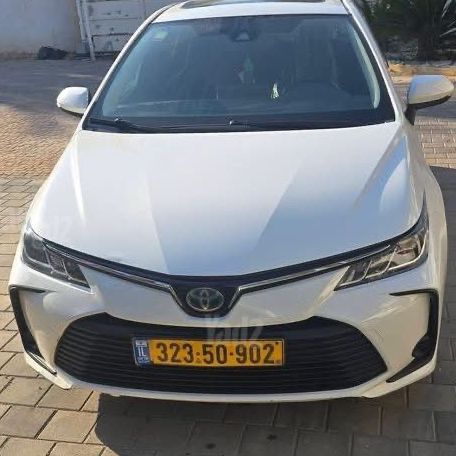 מודעת רכב טויוטה קורולה