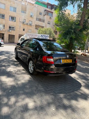 סקודה אוקטביה