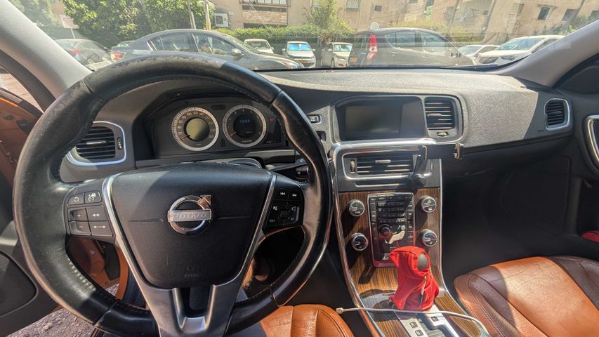 וולוו S60