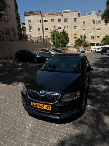סקודה אוקטביה