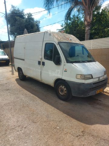 דוקאטו קצר ידני 4 דל 2.5 (102 כ״ס)