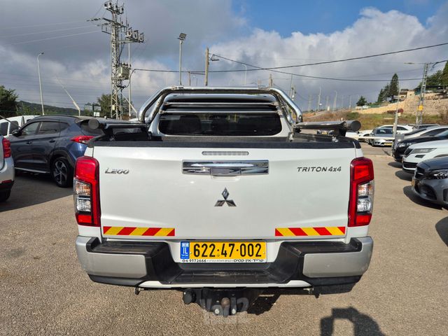 מיצובישי טרייטון / L200