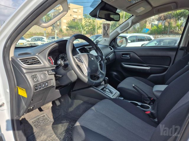 מיצובישי טרייטון / L200