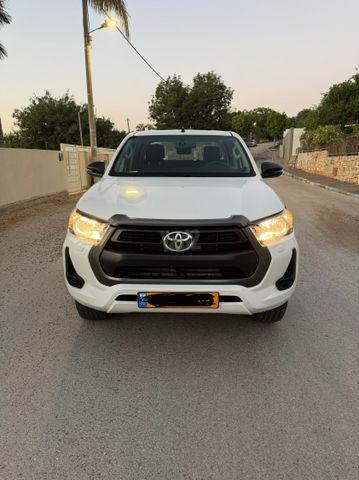 טויוטה היילקס