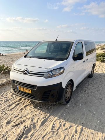 מודעת רכב סיטרואן ג'אמפי