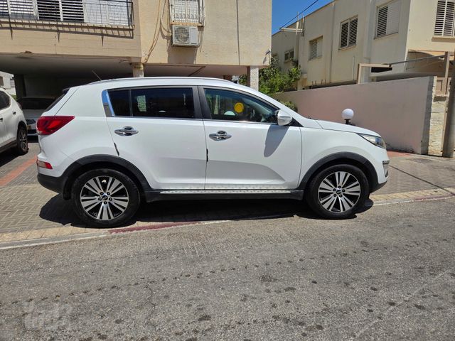 קיה ספורטז'