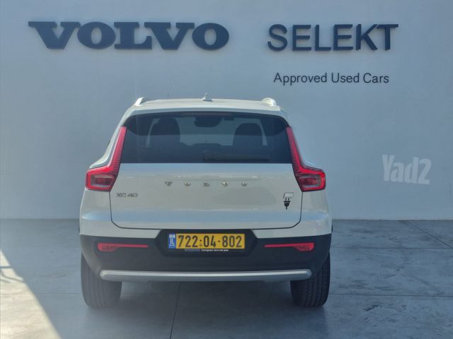 וולוו XC40