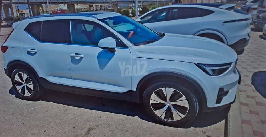 וולוו XC40