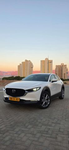 מאזדה CX-30