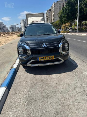 מיצובישי אאוטלנדר