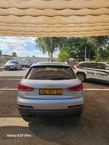 אאודי Q3
