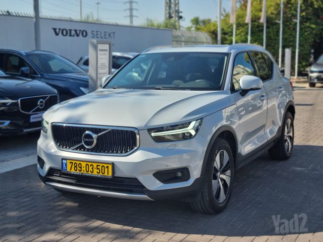 מודעת רכב וולוו XC40