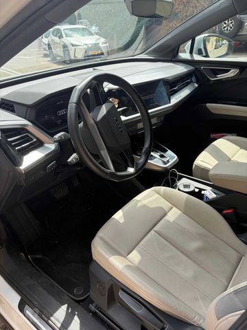 אאודי Q4 e-tron