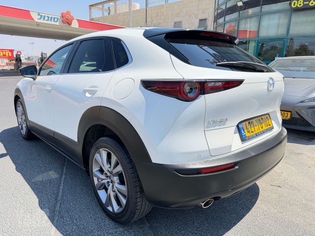 מאזדה CX-30