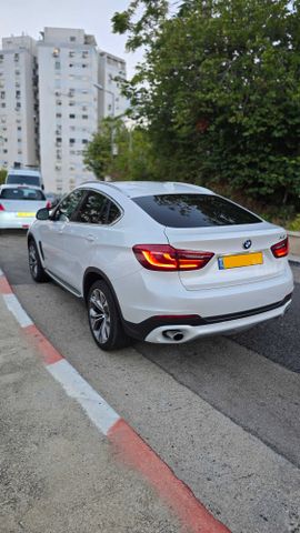 ב מ וו X6