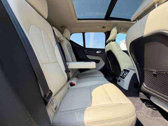 וולוו XC40