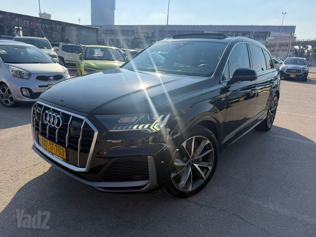 אאודי Q7
