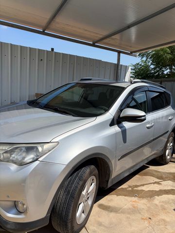 טויוטה RAV4