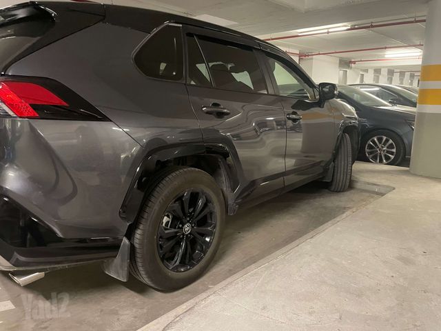 טויוטה RAV4